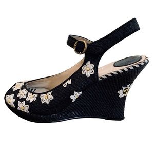 Anthropologie / Anthro Lucky Penny Daisy Espadrilles in Black & White w Bee sz 9